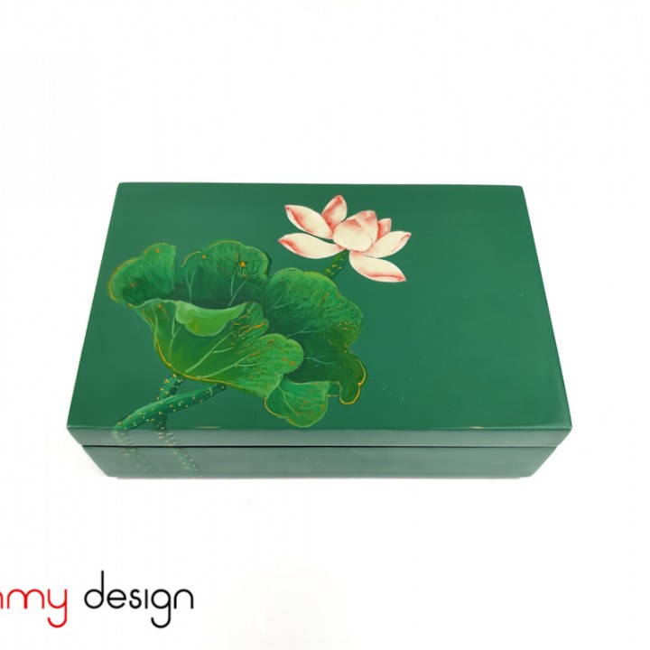 Small rectangular green lacquer box hand-painted with the one lotus 11*17*H5cm